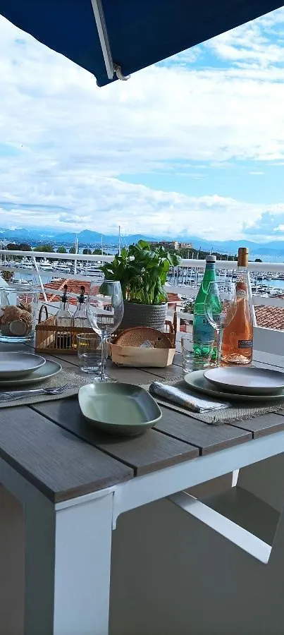 Penthouse With Extraordinary View Apartment Antibes
